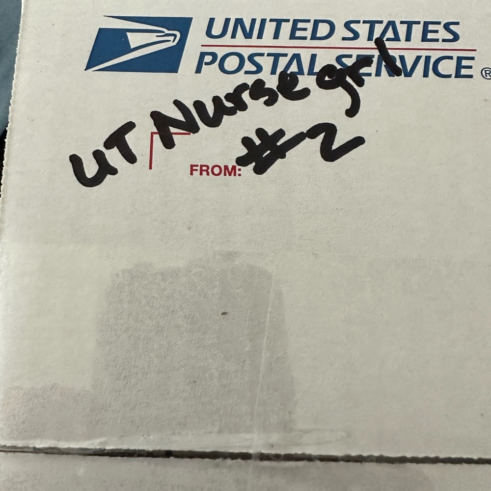 Extra shipping label